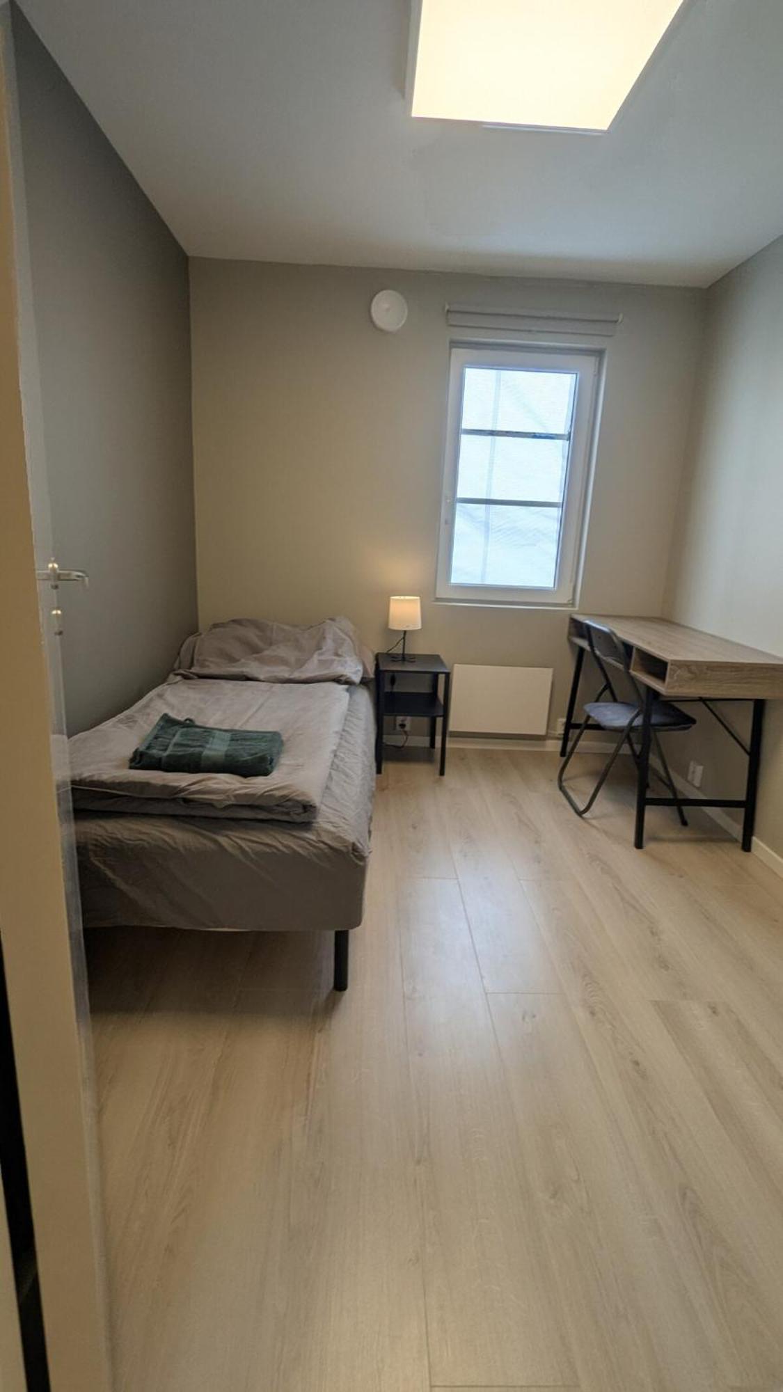 Brand New 5 Bedrooms ! Stovner, Leilighet Oslo
